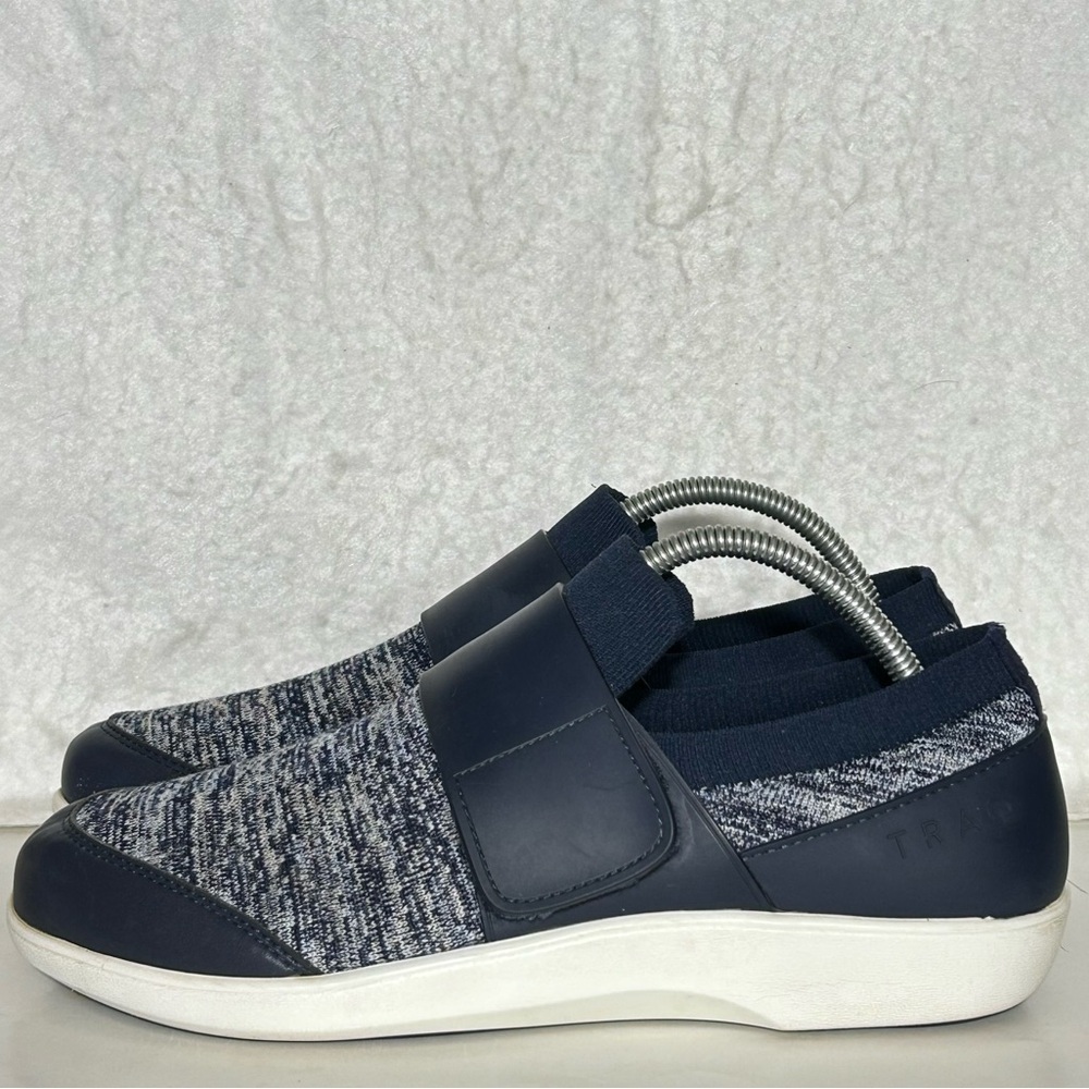 TRAQ by Alegria Quik Shoe Womens Lightweight SMART Casual Walking Shoes SZ 10.5 - Picture 2 of 11